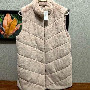 Women's Pink Faux Fur Vest